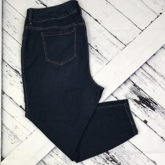 TORRID Dark Wash Super Stretch Jegging sz 20S - Picture 9 of 13